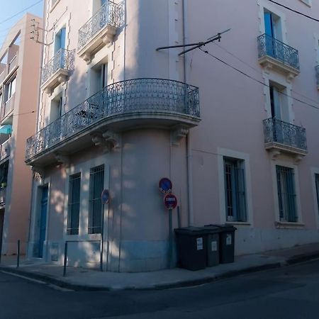 Emile Zola - Grand Appartement Proche Gare Et Polygone - Parking Gratuit- Béziers Esterno foto